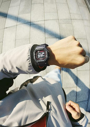 CASIO G-SHOCK G-SQUAD WEB-EXCLUSIVE BLUETOOTH BLACK & RED MEN WATCH DW-H5600MB-1A4JR