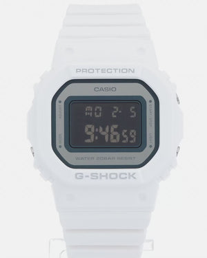 CASIO G-SHOCK MID-SIZE MODEL DIGITAL DIAL WHITE & BLACK UNISEX WATCH GMD-S5600-7JF